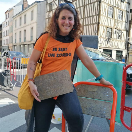 Des cendriers ludiques déployés dans le centre-ville de Rouen pour rendre les rues plus propres